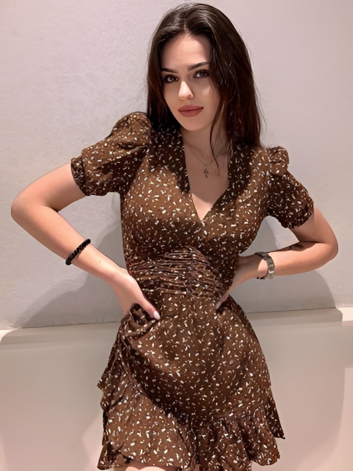 Ида привлекальеная девушка из Локни цена от 2500 руб