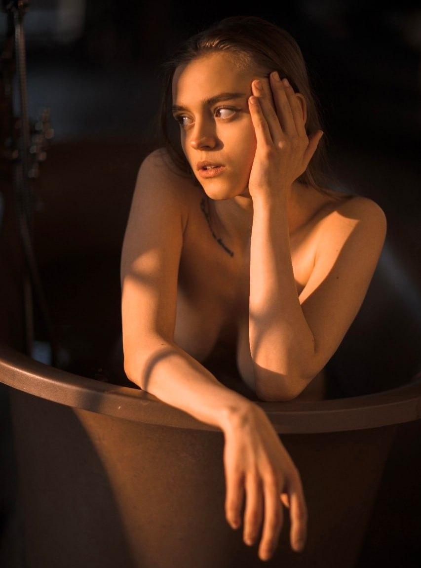 Лилия привлекальеная девушка из Локни цена от 5000 руб