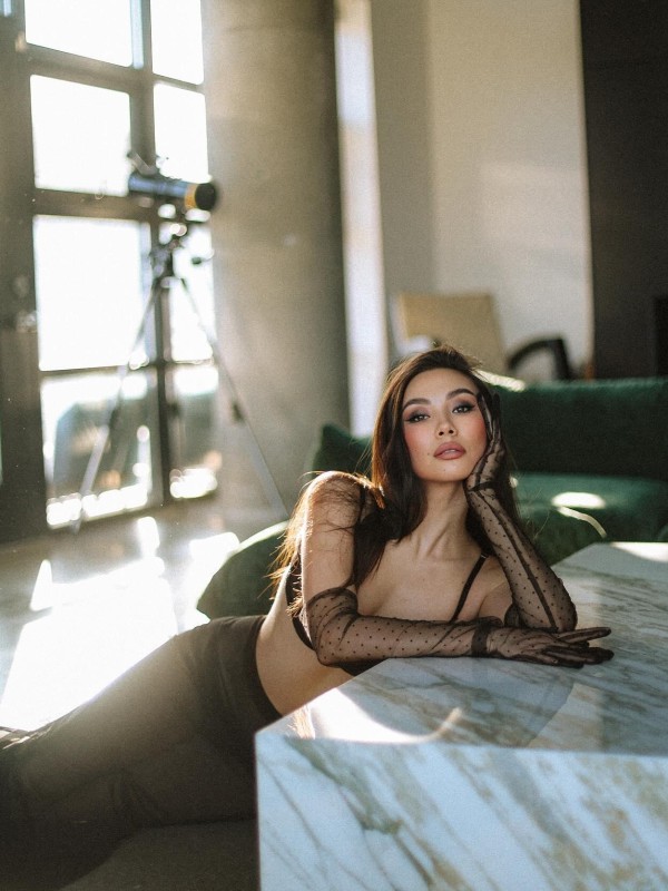 Наталия привлекательная девушка из Локни цена от 4000 руб